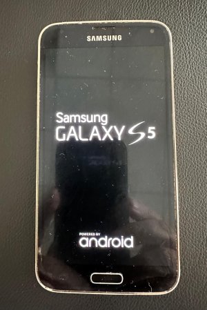 SAMSUNG GALAXY S5 